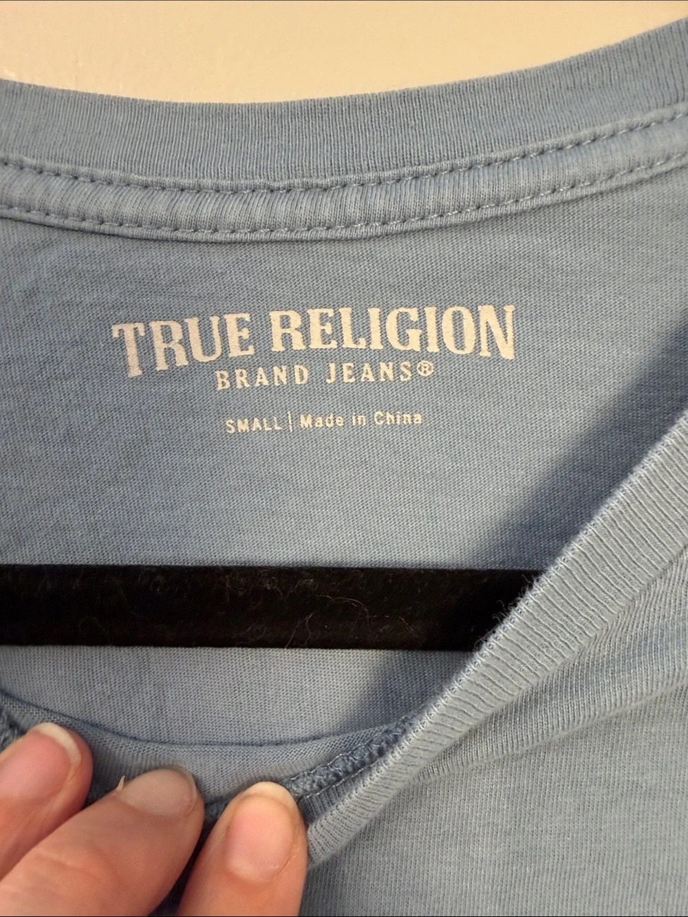 True Religion Light Blue Short Sleeve Crewneck Tee with Red Logo size small